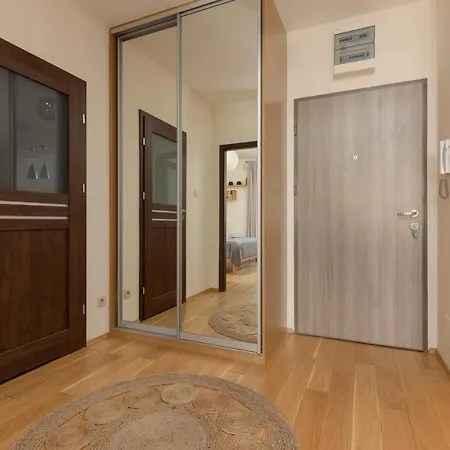 Apartamento Osiedle Intenso Wola By Renters