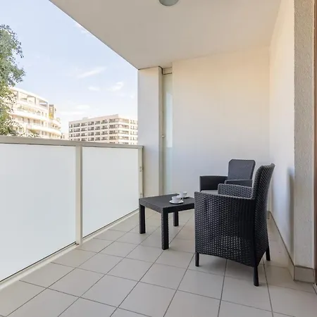 Osiedle Intenso Wola By Renters * Varsovia