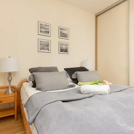 Osiedle Intenso Wola By Renters Апартаменты