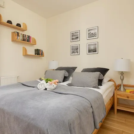 Osiedle Intenso Wola By Renters Apartamento *